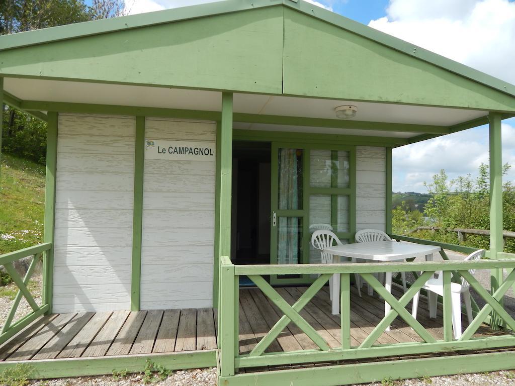 Camping Du Moulin Meyrieu-les-Etangs Room photo